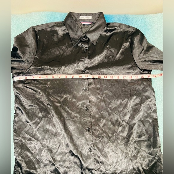 🔥Satin Shirt 🔥 - Picture 4 of 7